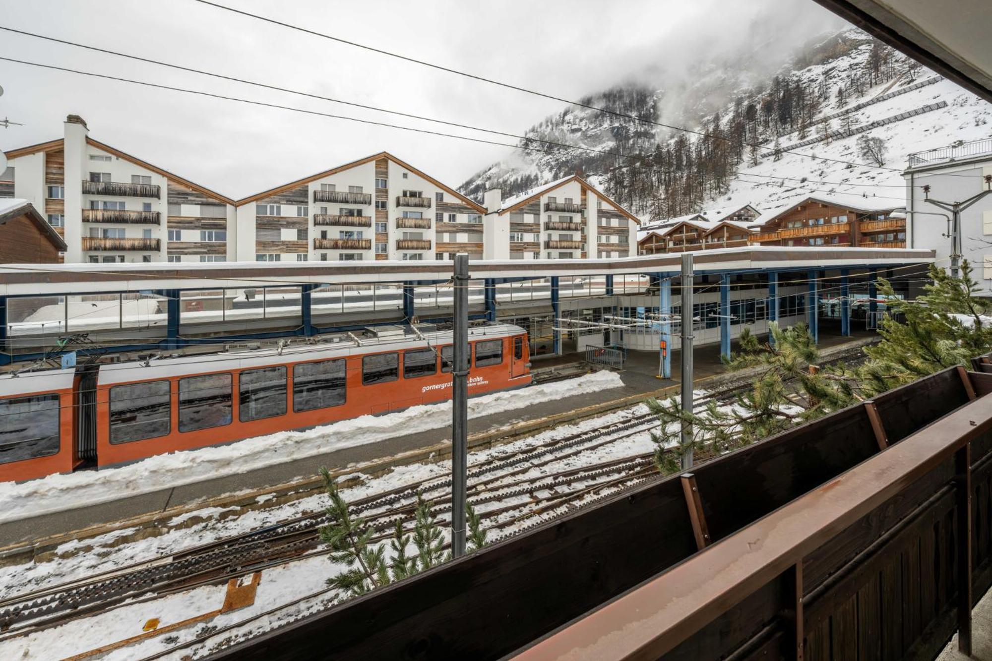Hotel Sarazena Zermatt Exteriör bild