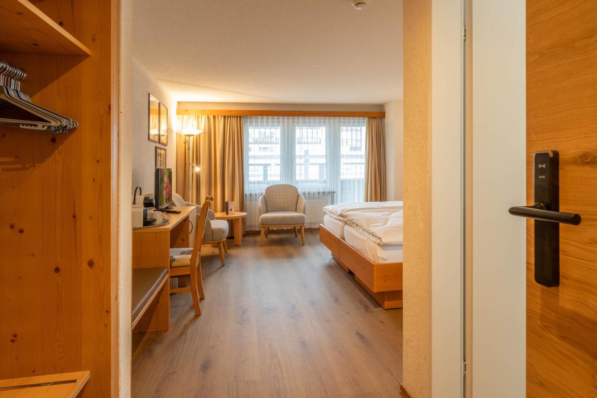 Hotel Sarazena Zermatt Exteriör bild