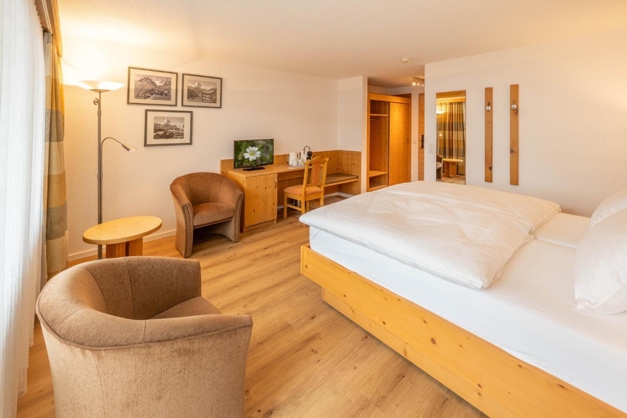 Hotel Sarazena Zermatt Exteriör bild