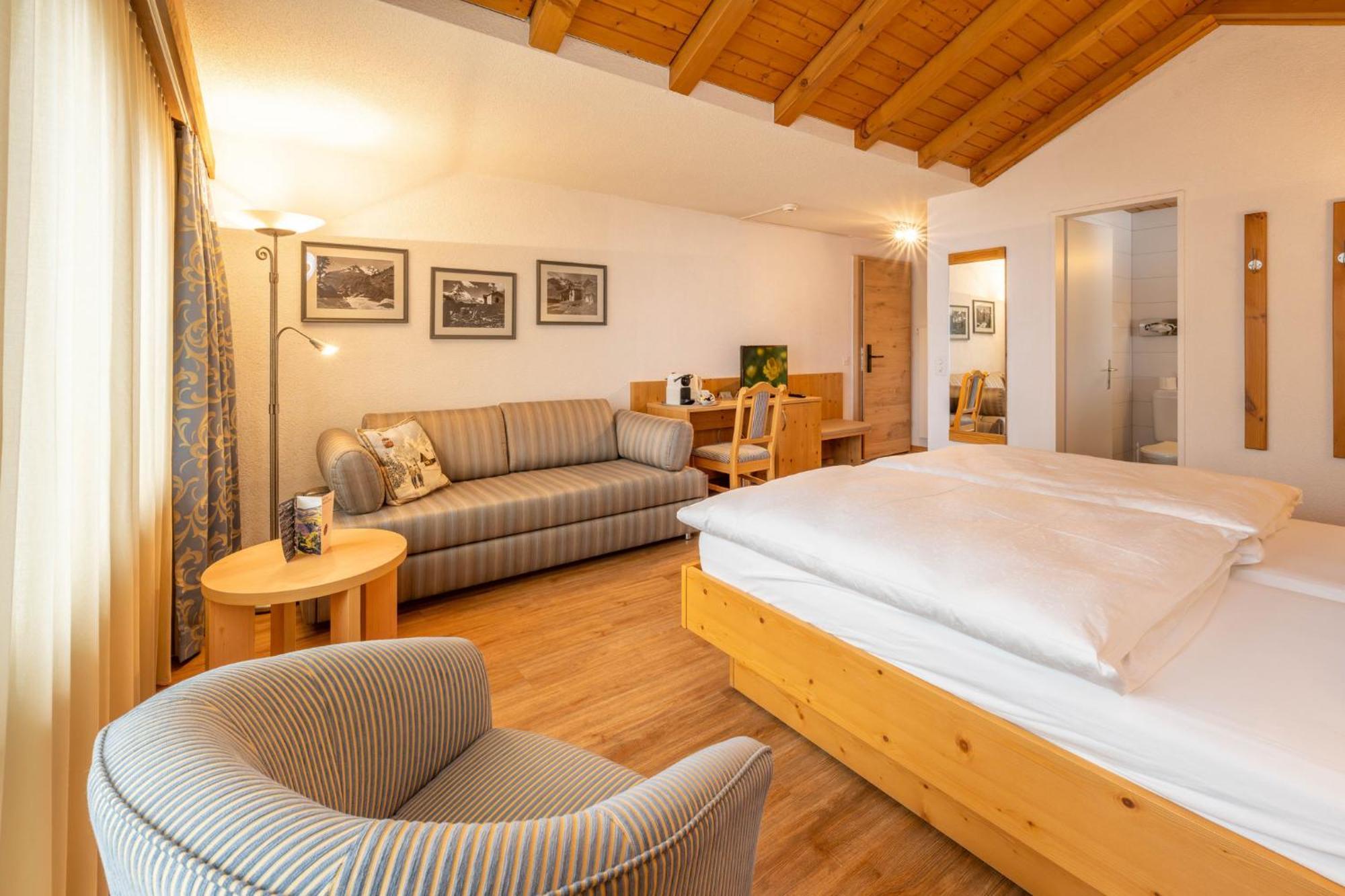 Hotel Sarazena Zermatt Exteriör bild